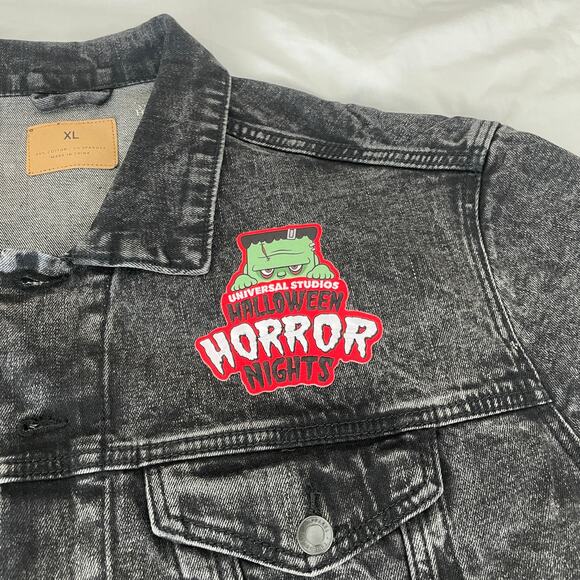 NWT Universal Studios Halloween Horror Nights 2022 Studio Screamers Jean Jacket - Picture 14 of 16